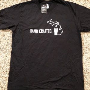 Men’s XL Beer shirt -NWT ( Bundle 2 for $15)